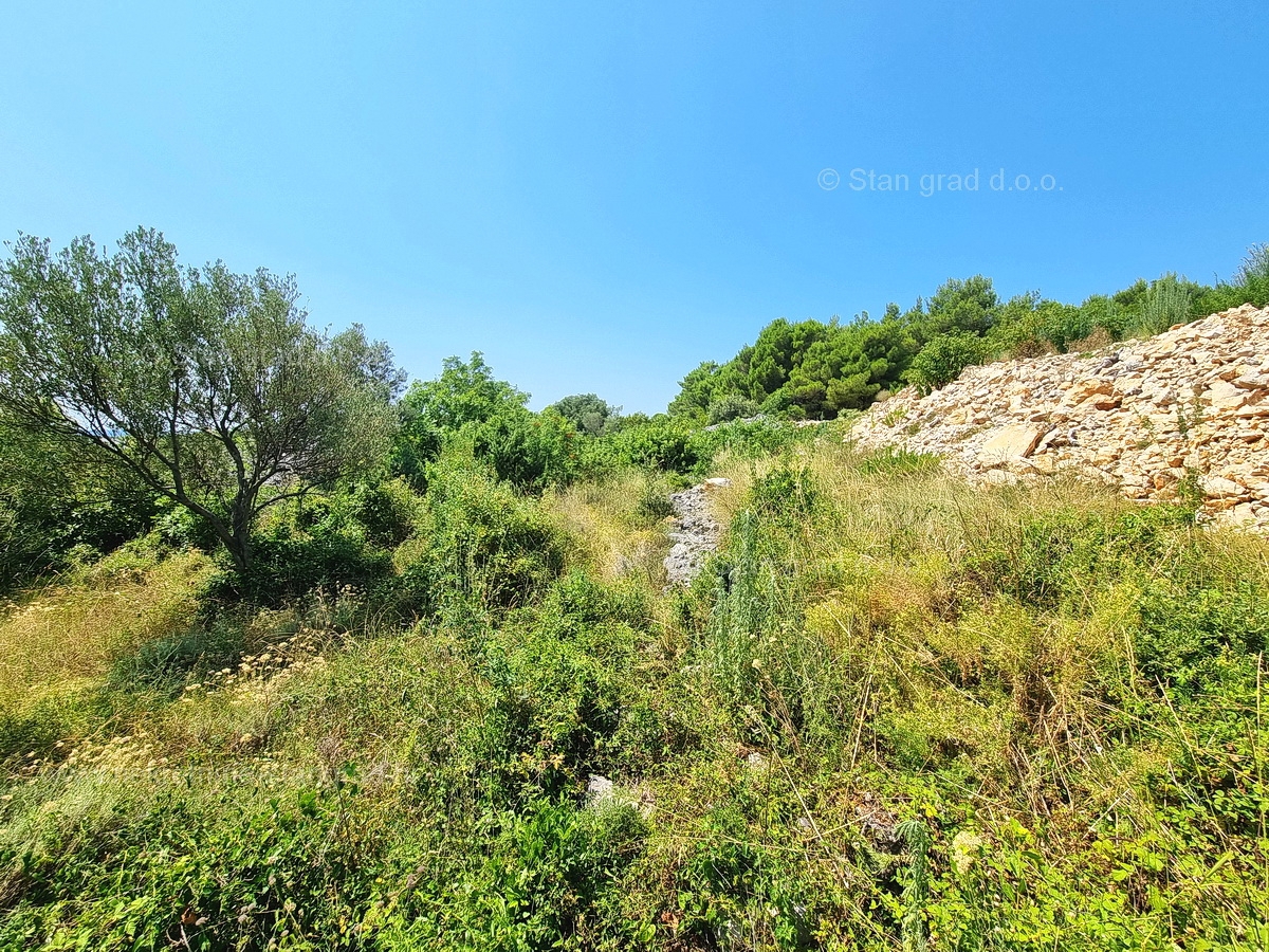 Krk, prostorno gradbeno zemljišče s panoramskim pogledom na morje, prodaja!!