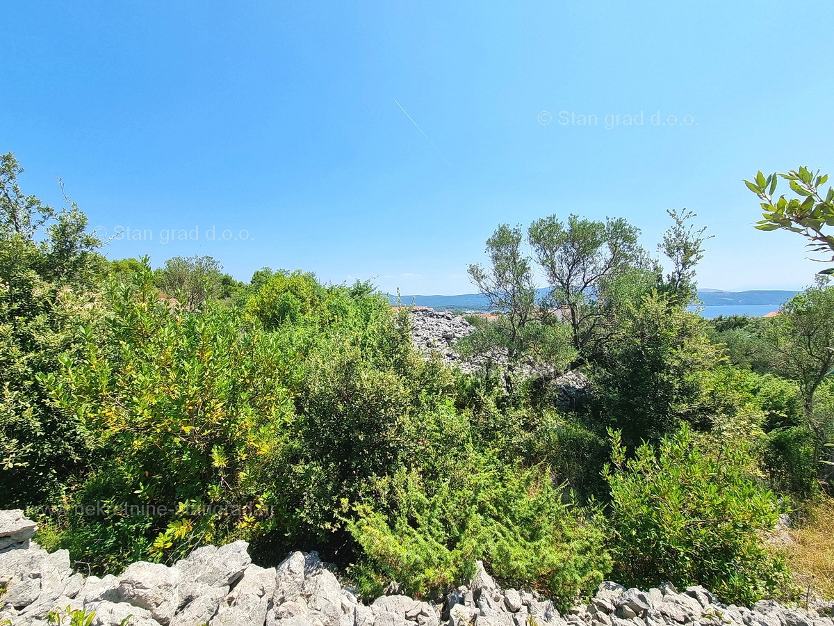 Krk, prostorno gradbeno zemljišče s panoramskim pogledom na morje, prodaja!!