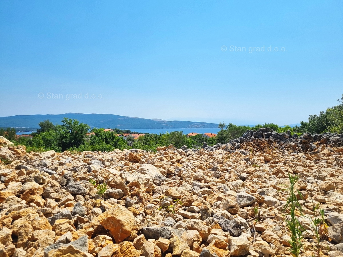 Krk, prostorno gradbeno zemljišče s panoramskim pogledom na morje, prodaja!!