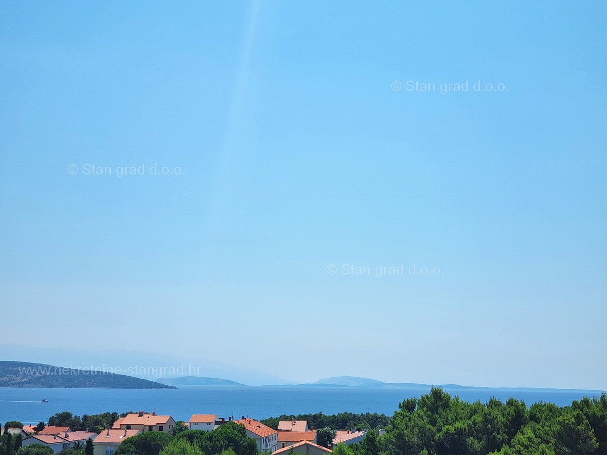 Krk, prostorno gradbeno zemljišče s panoramskim pogledom na morje, prodaja!!