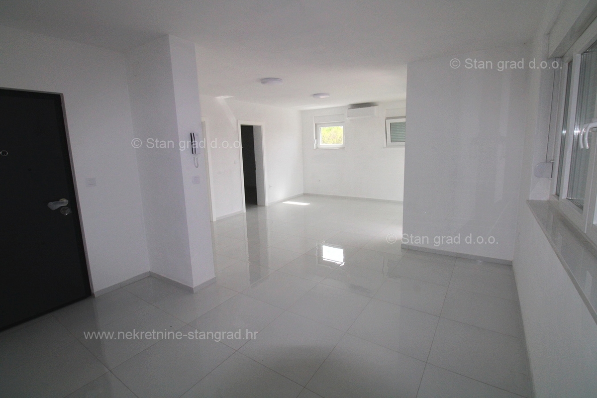Crikvenica, nov apartma s pogledom na morje!