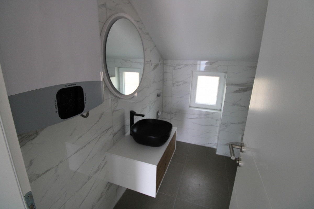 Crikvenica, nov apartma s pogledom na morje!