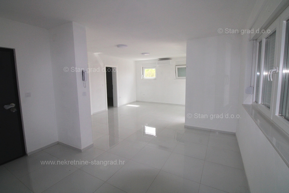 Crikvenica, nov apartma s pogledom na morje!