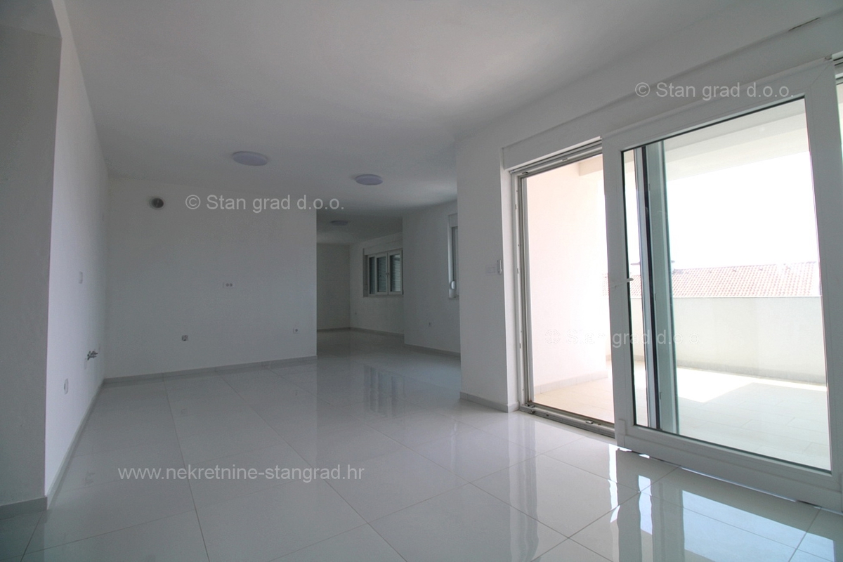 Crikvenica, nov apartma s pogledom na morje!