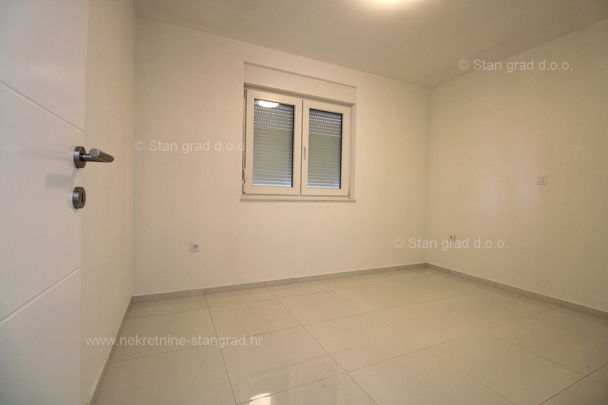 Crikvenica, nov apartma s pogledom na morje!