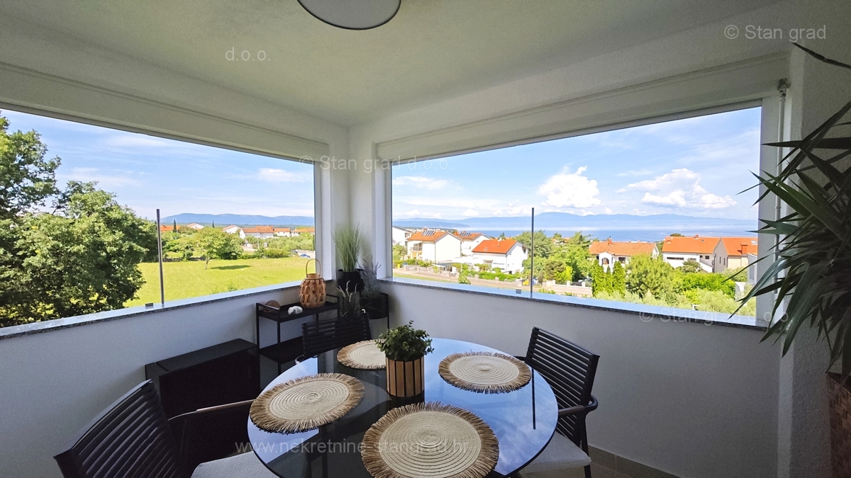Malinska, novo prenovljen apartma z odprtim pogledom na morje!