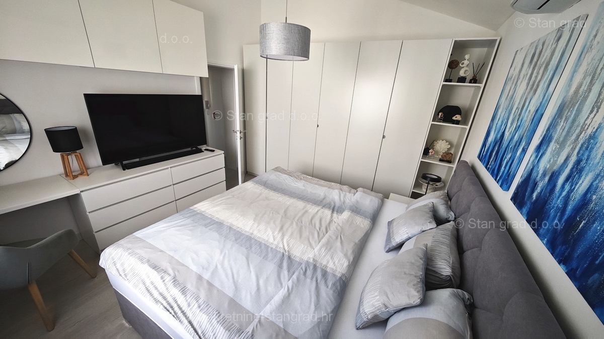 Malinska, novo prenovljen apartma z odprtim pogledom na morje!