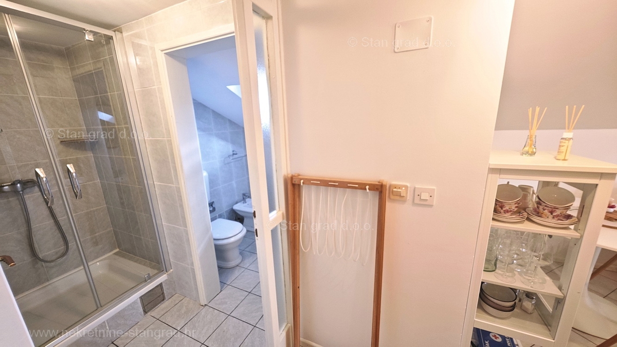 Malinska, lep apartma v mansardi blizu morja!