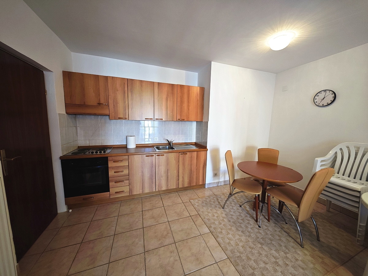 Malinska, enosobno stanovanje zelo blizu morja!