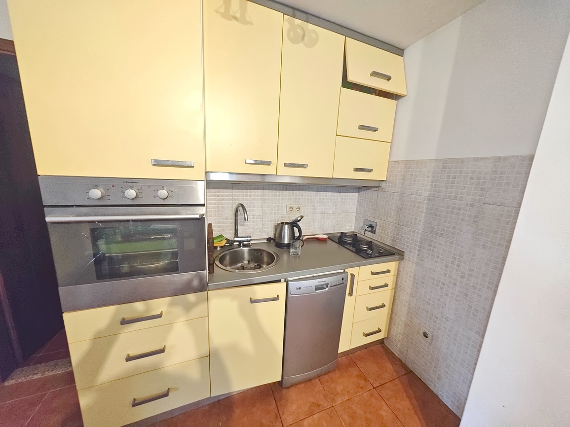 Zaliv Soline, stanovanje v pritličju s pokrito teraso!