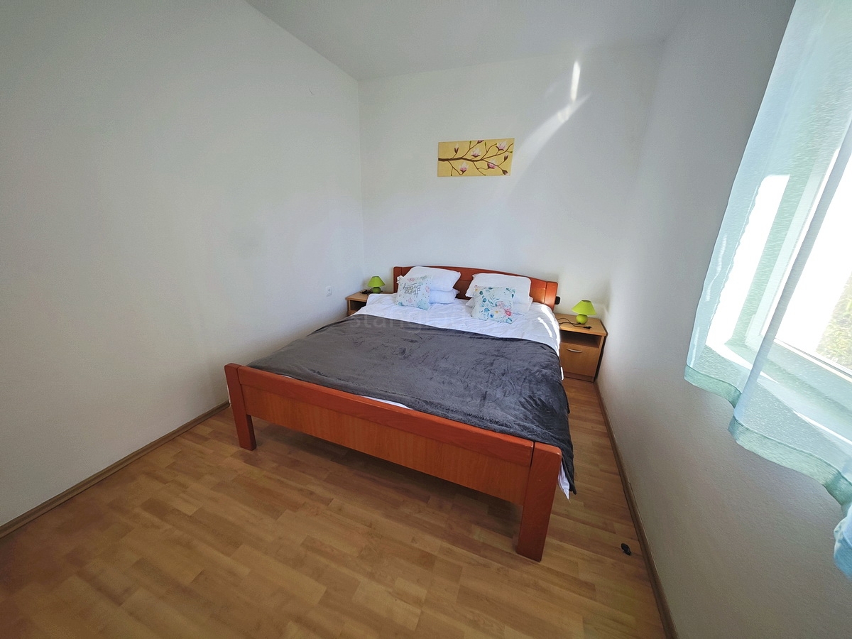 Baška, dva apartmaja v bližini morja z razgledom!