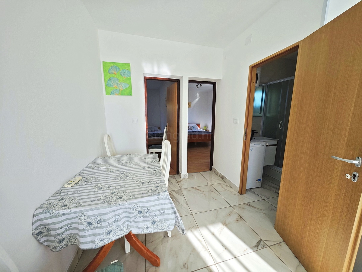 Baška, dva apartmaja v bližini morja z razgledom!