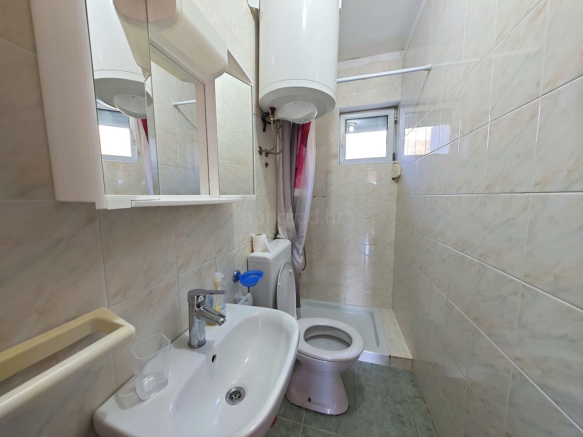 Baška, dva apartmaja v bližini morja z razgledom!