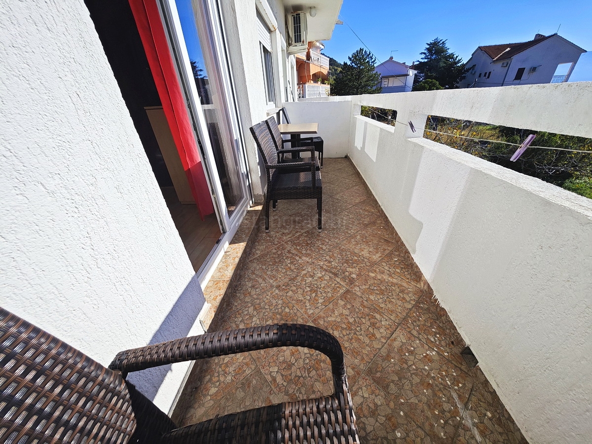 Baška, dva apartmaja v bližini morja z razgledom!