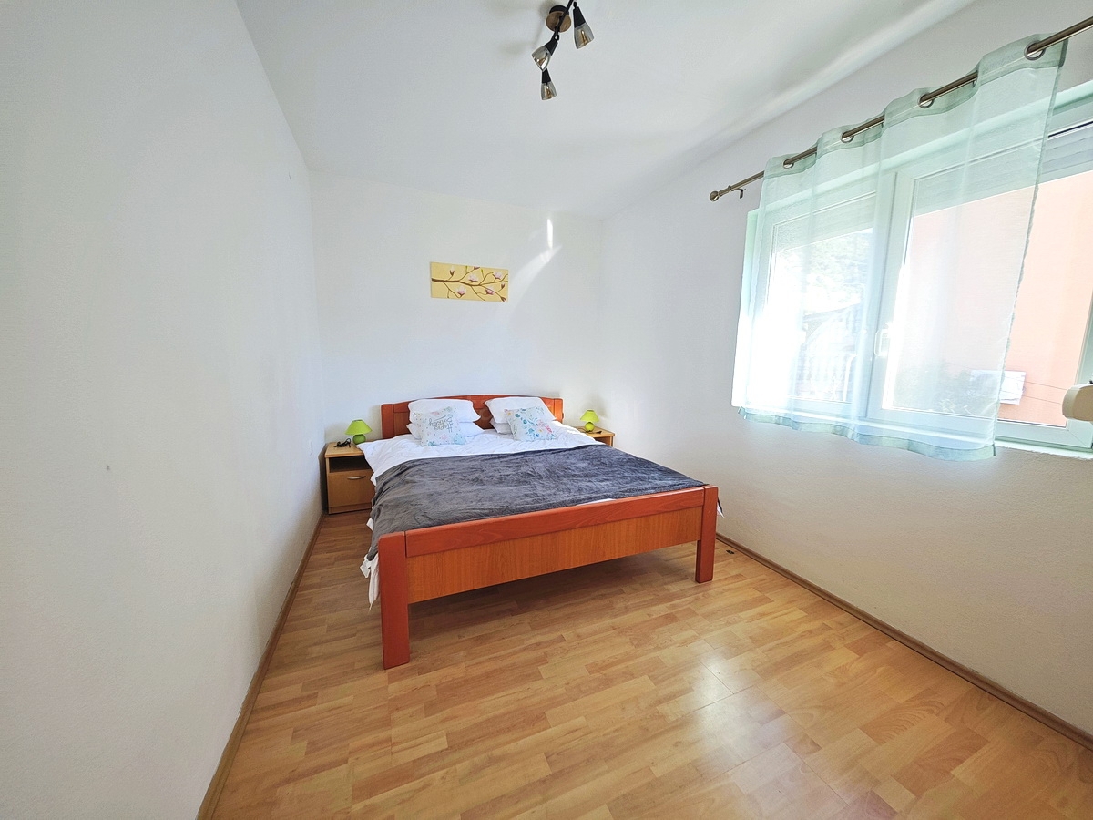 Baška, dva apartmaja v bližini morja z razgledom!