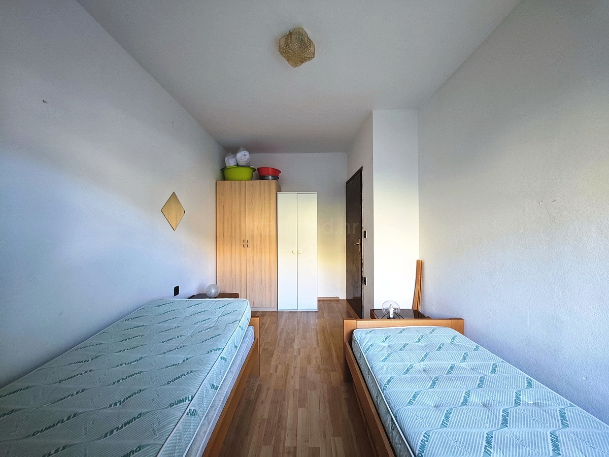 Baška, dva apartmaja v bližini morja z razgledom!