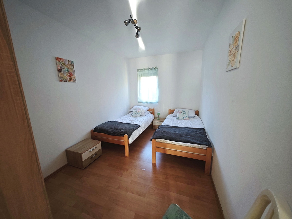 Baška, dva apartmaja v bližini morja z razgledom!