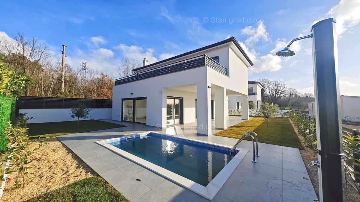 Malinska, novogradnja, družinska hiša z bazenom!