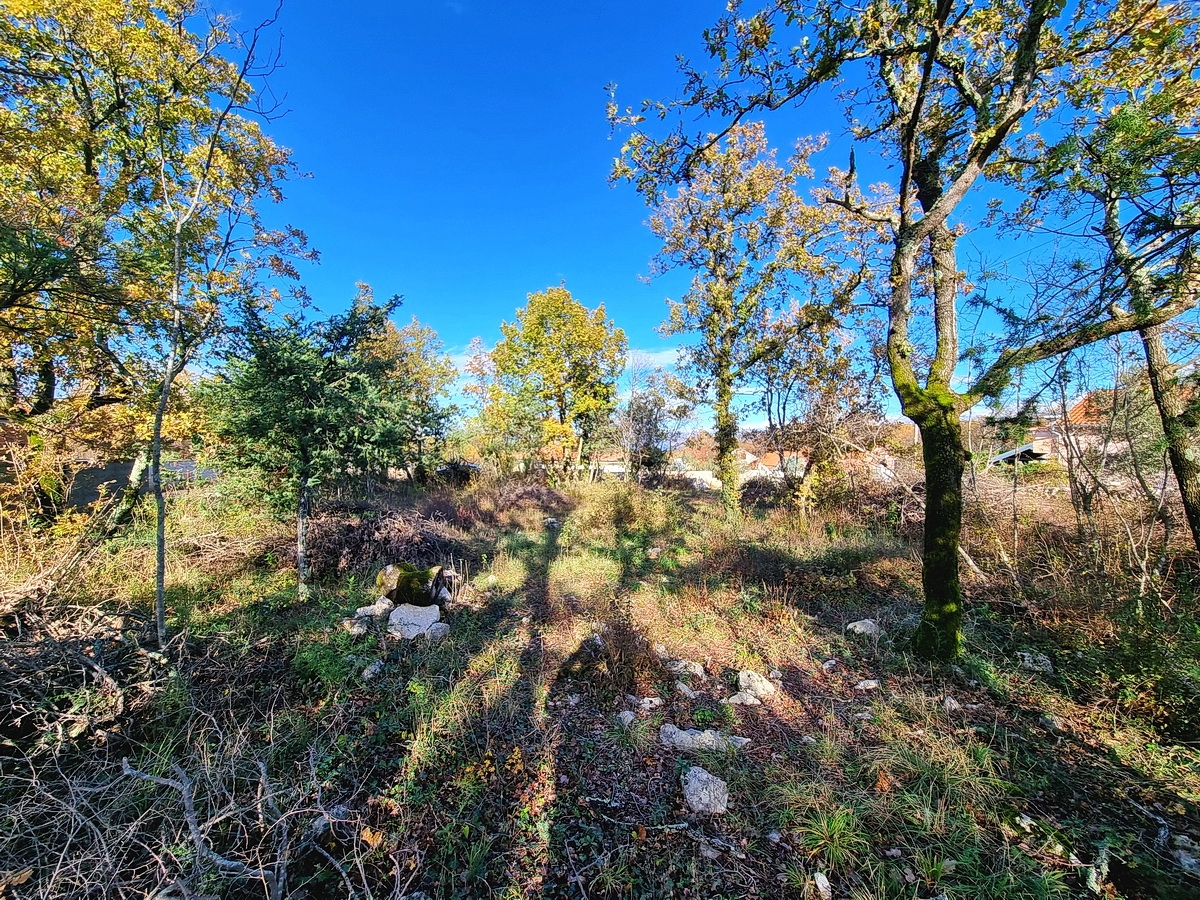 Malinska, okolica, gradbeno zemljišče na mirni lokaciji