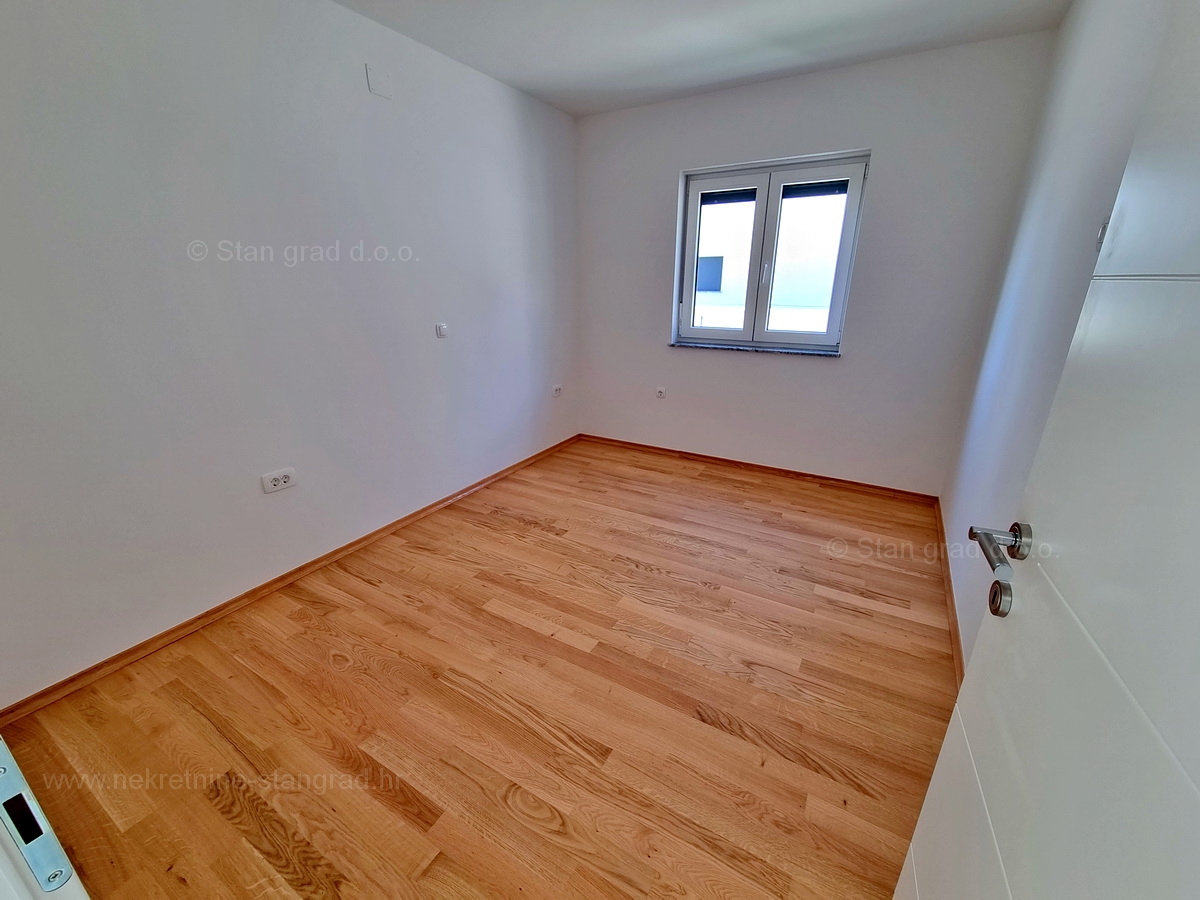Malinska, dva apartmaja z vrtom v novogradnji!