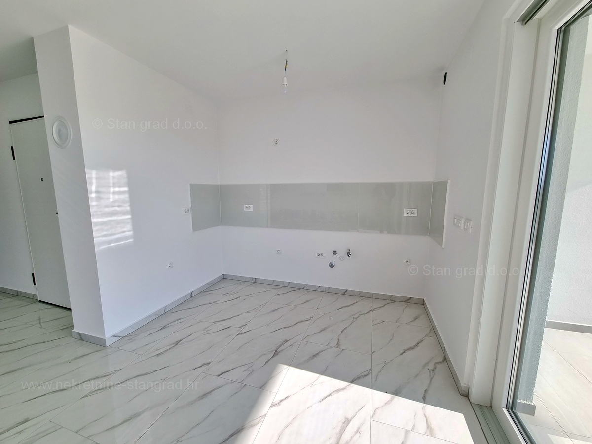 Malinska, dva apartmaja z vrtom v novogradnji!