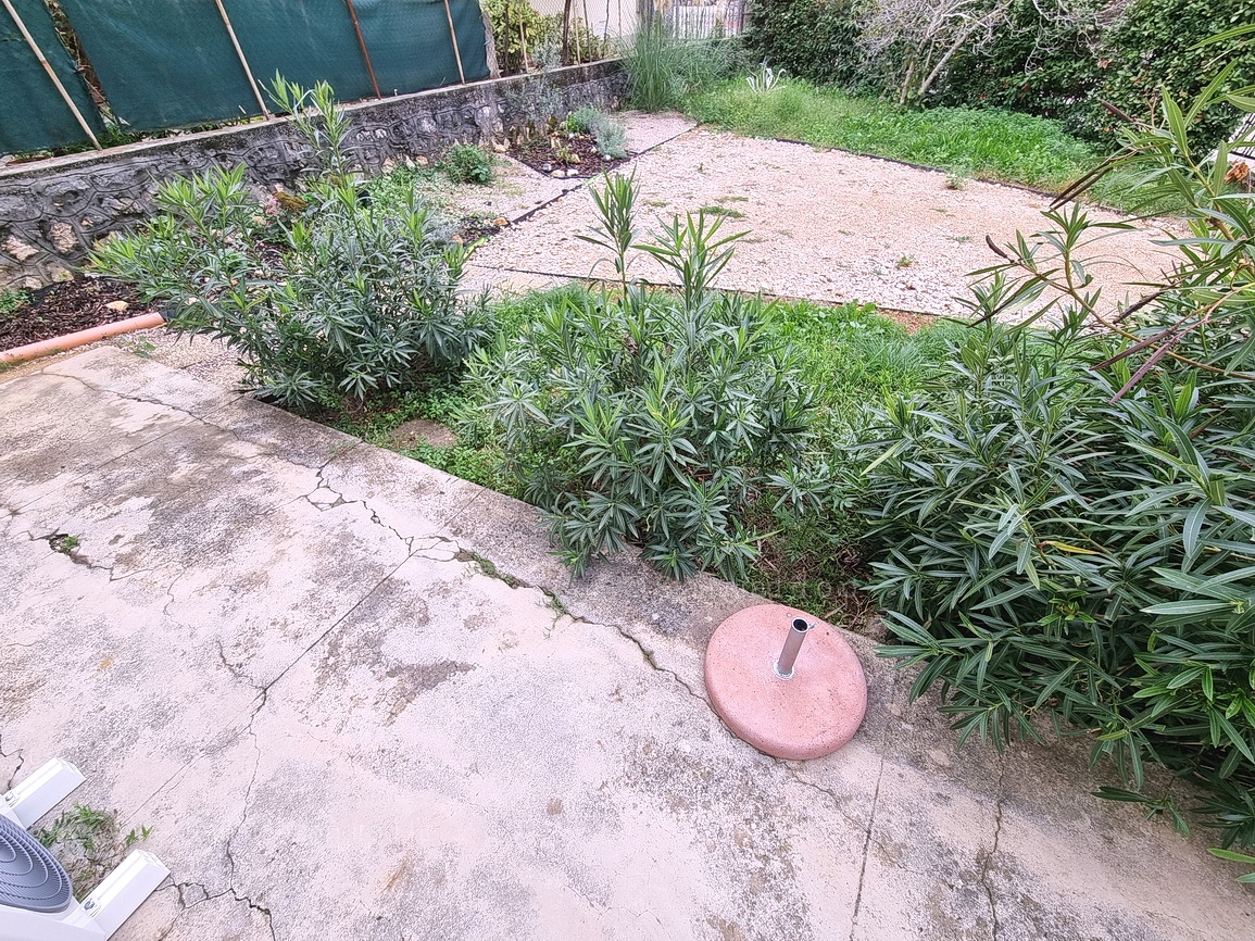 Malinska, opremljena samostojna hiša s 3 apartmaji!