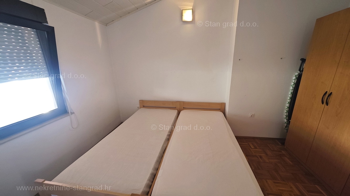 Krk, opremljeno stanovanje s pogledom na morje!