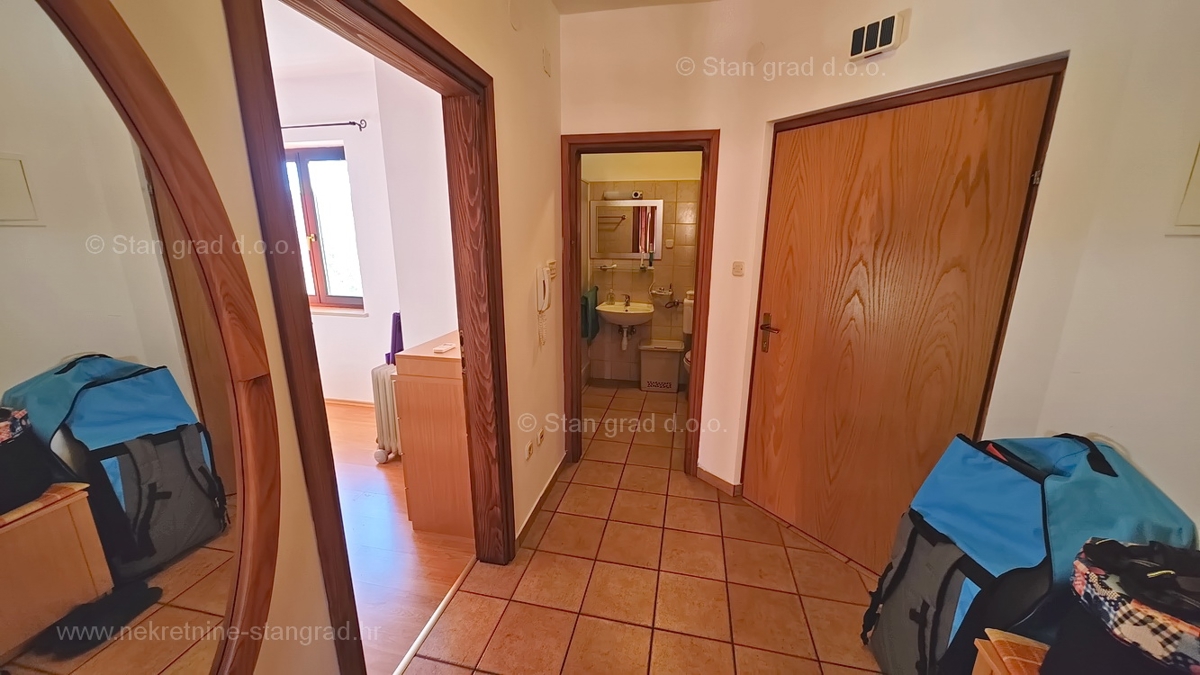 Malinska, opremljen apartma s pogledom na morje!