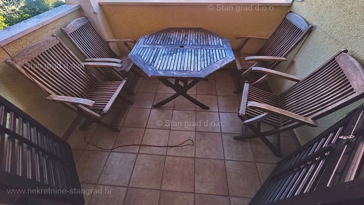 Malinska, opremljen apartma s pogledom na morje!
