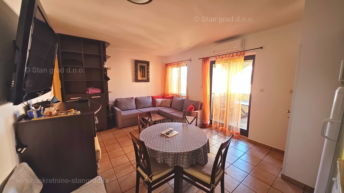 Malinska, opremljen apartma s pogledom na morje!