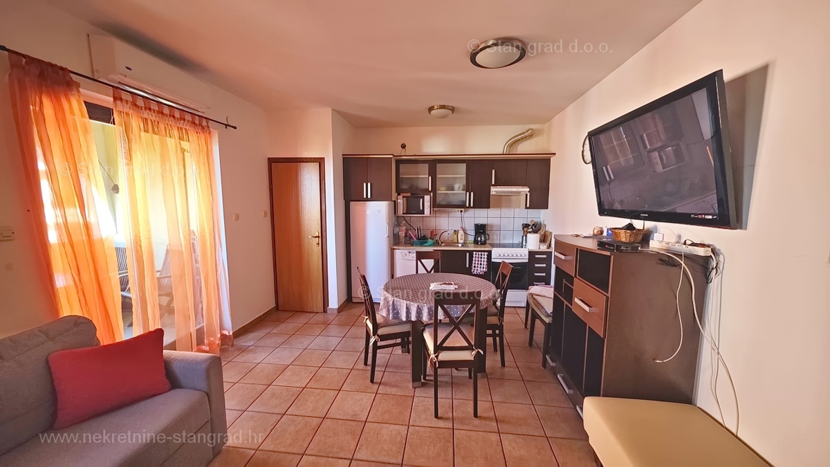 Malinska, opremljen apartma s pogledom na morje!