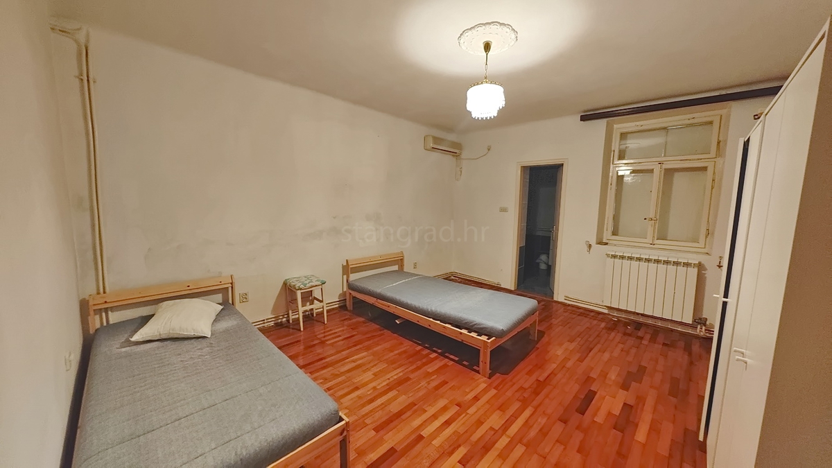 Malinska, dvojček na izjemni lokaciji blizu morja!