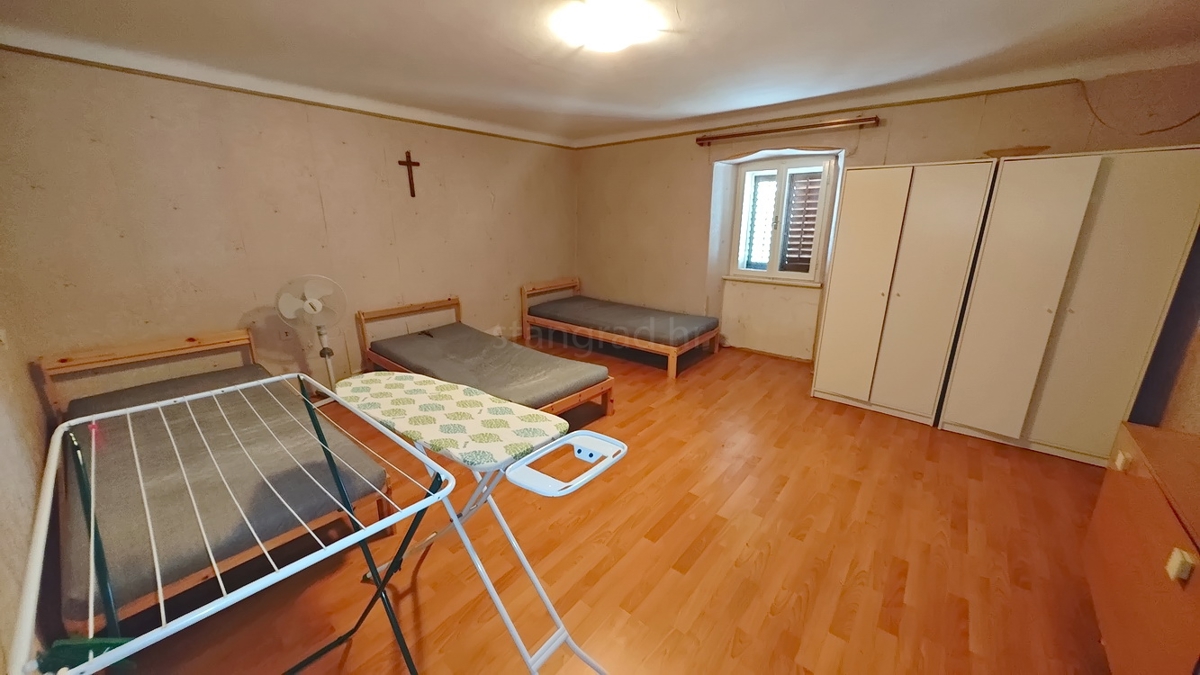 Malinska, dvojček na izjemni lokaciji blizu morja!