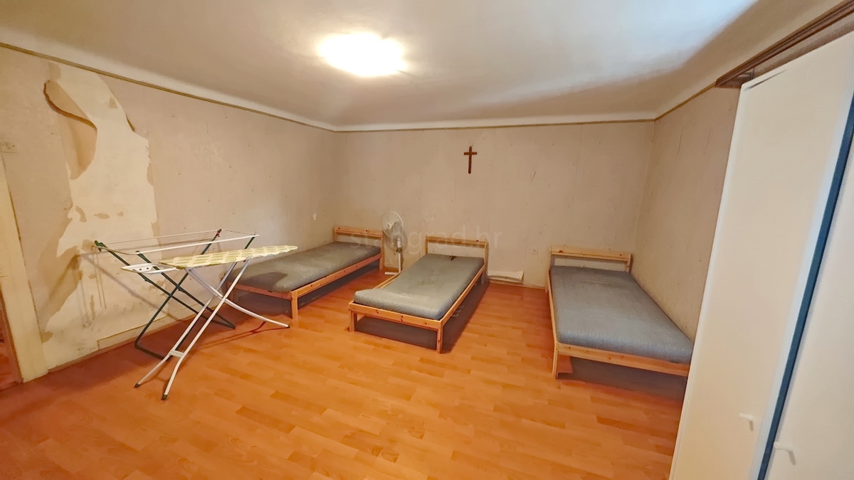 Malinska, dvojček na izjemni lokaciji blizu morja!