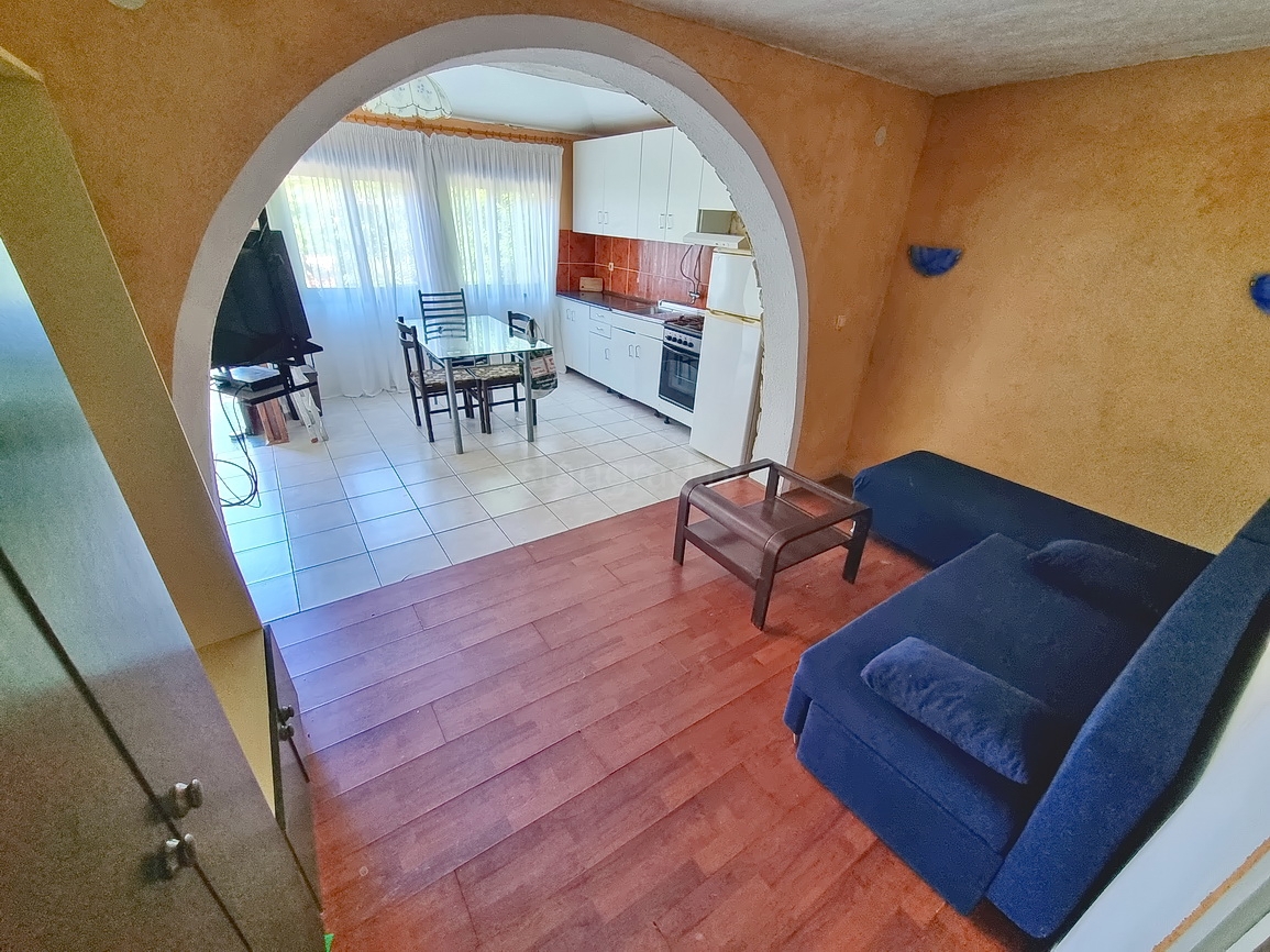 Šilo, hiša s 3 apartmaji in čudovitim pogledom na morje!