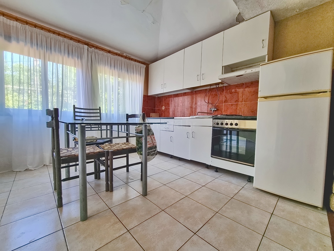 Šilo, hiša s 3 apartmaji in čudovitim pogledom na morje!