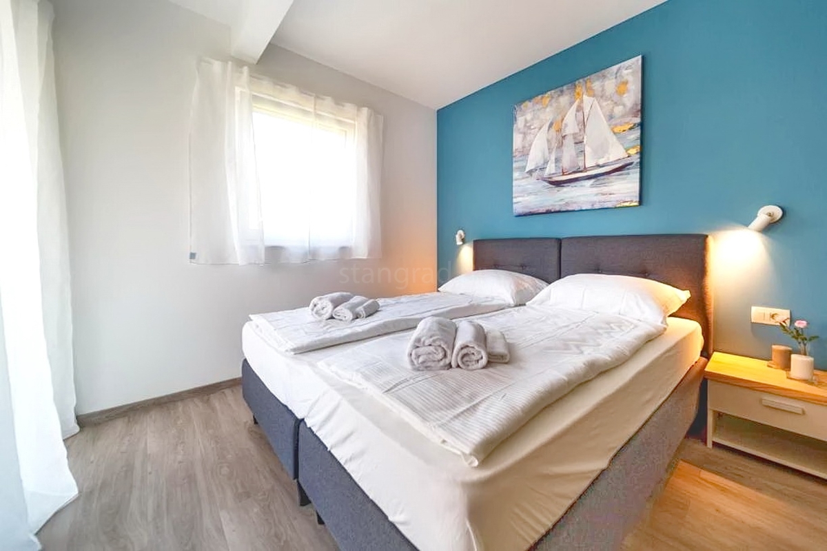 Malinska, luksuzna mediteranska vila z bazenom in pogledom na morje!