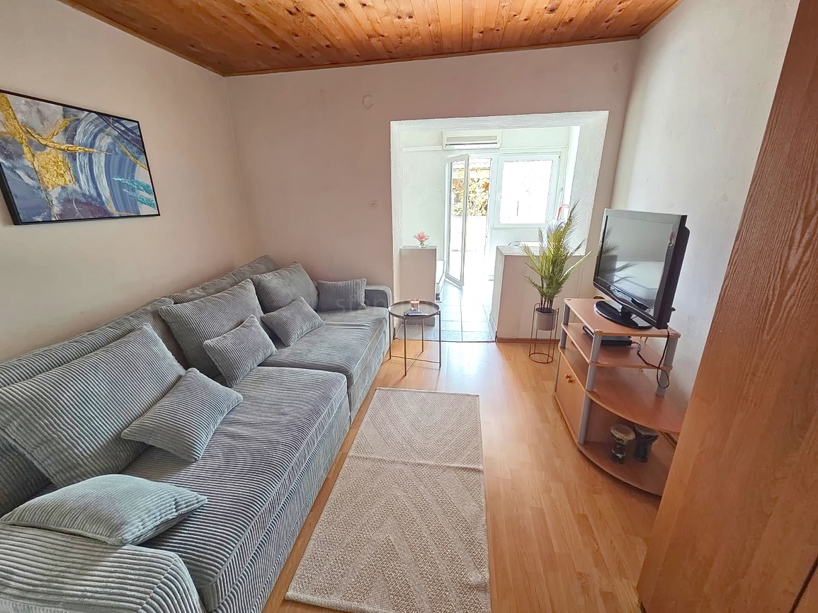 Crikvenica, enosobno stanovanje v pritličju v bližini morja!