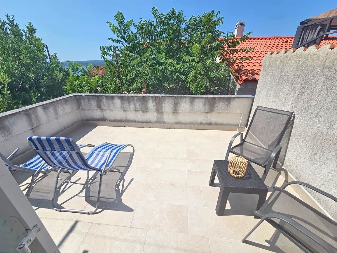 Crikvenica, enosobno stanovanje v pritličju v bližini morja!