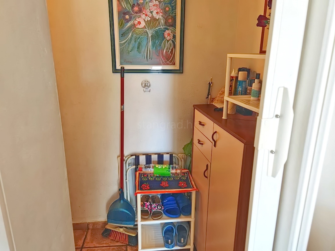 Crikvenica, enosobno stanovanje v 1. nadstropju blizu morja!