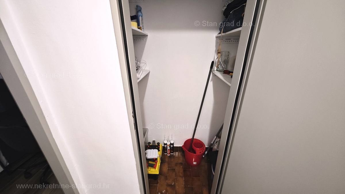 Crikvenica center, na novo prenovljeno stanovanje na odlični lokaciji!