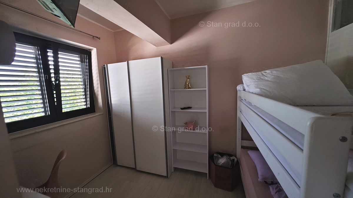 Crikvenica center, na novo prenovljeno stanovanje na odlični lokaciji!