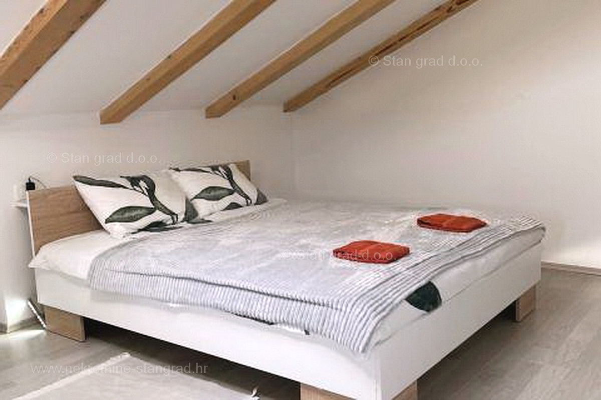 Krk, dvoetažni apartma v novogradnji!