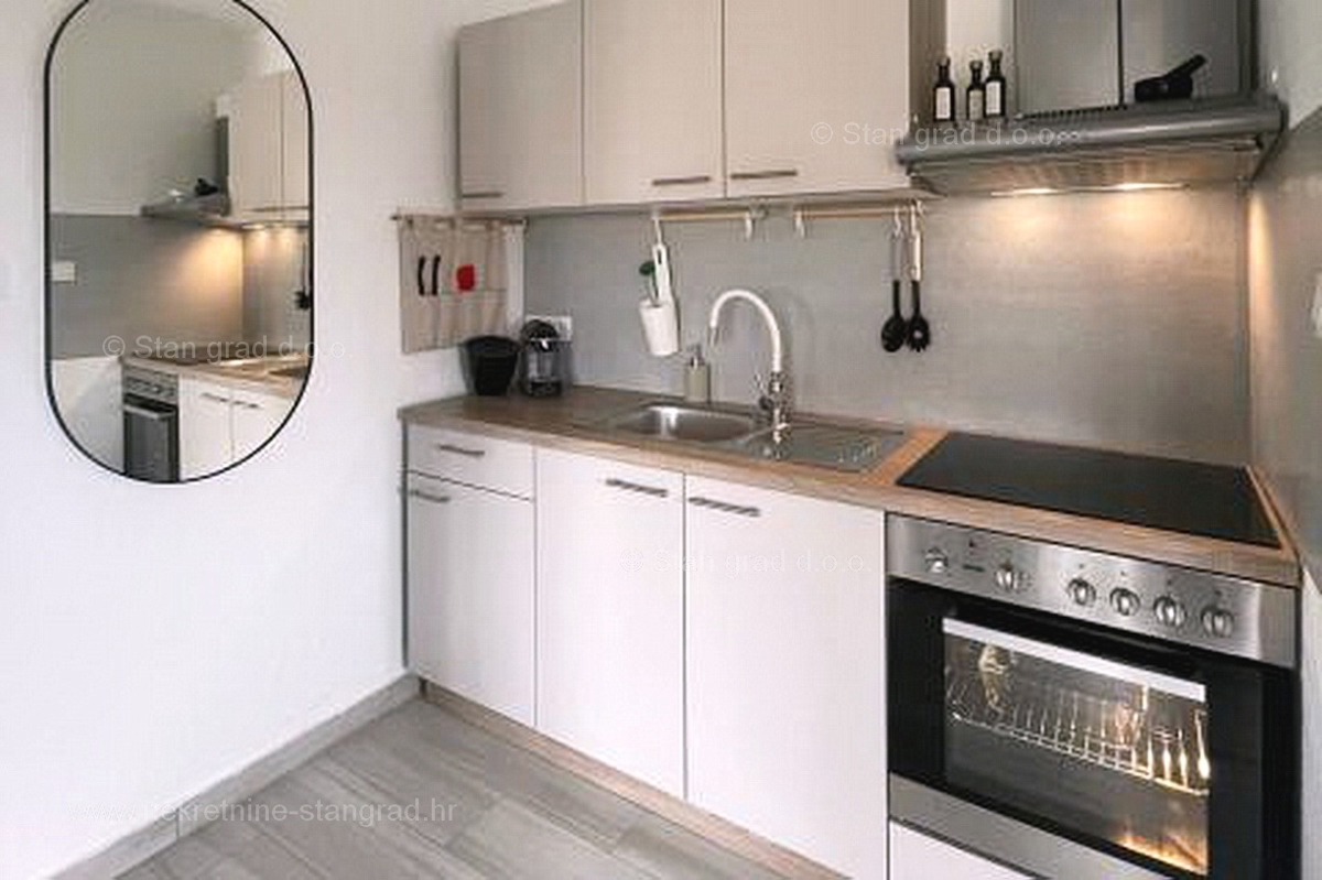 Krk, dvoetažni apartma v novogradnji!