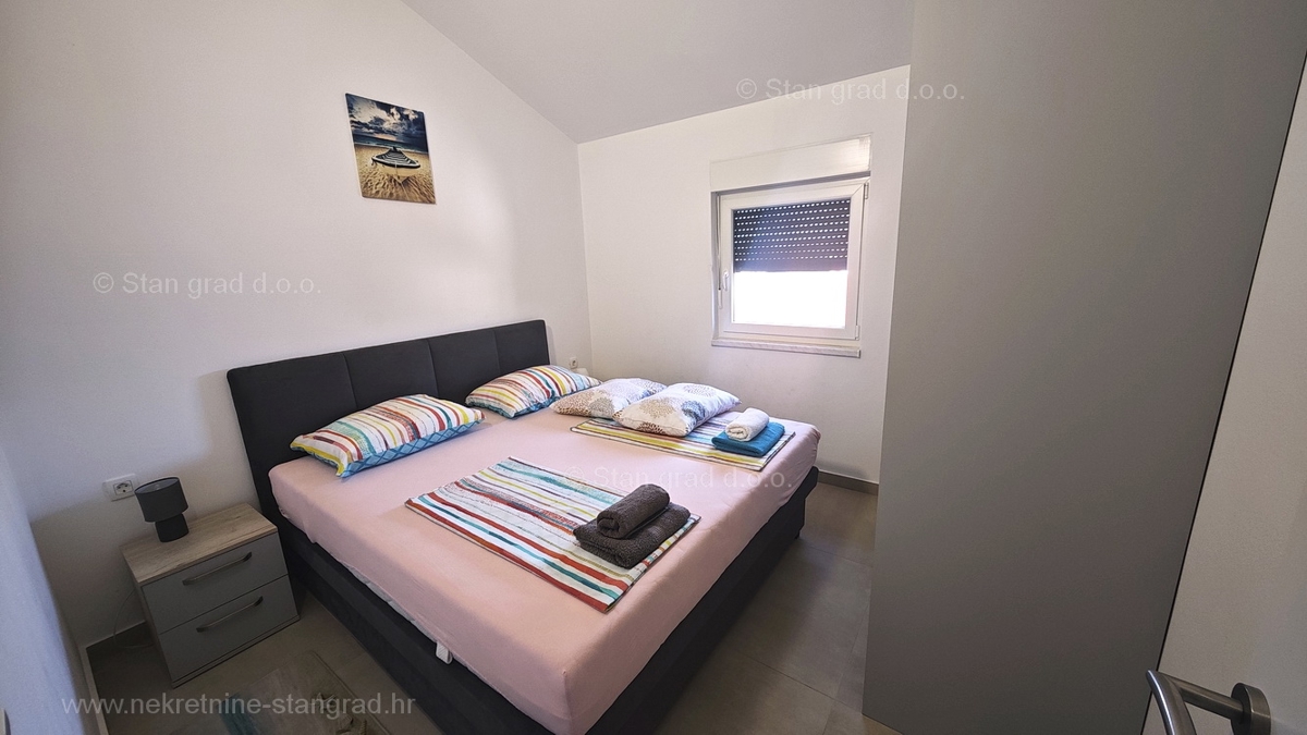 Uvala Soline, apartma v 2. nadstropju s pogledom na morje!