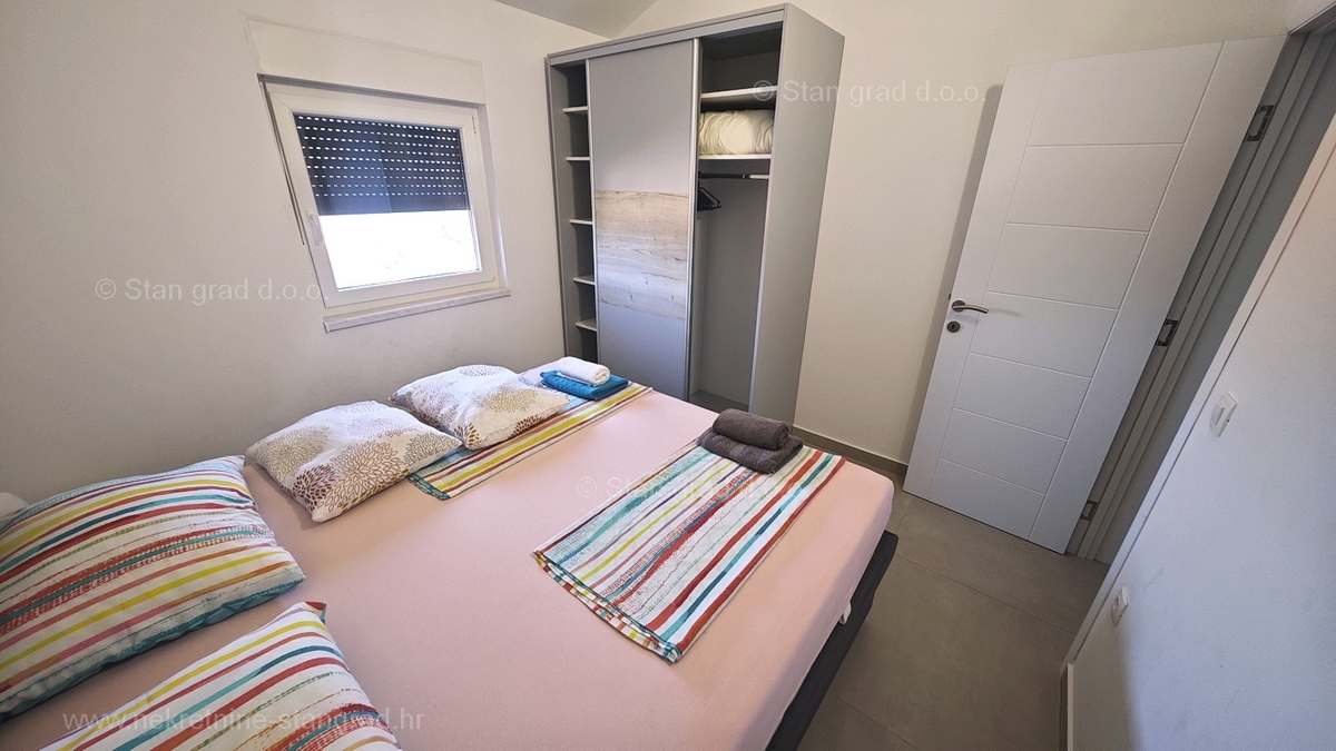 Uvala Soline, apartma v 2. nadstropju s pogledom na morje!
