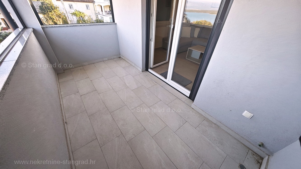 Uvala Soline, apartma v 2. nadstropju s pogledom na morje!