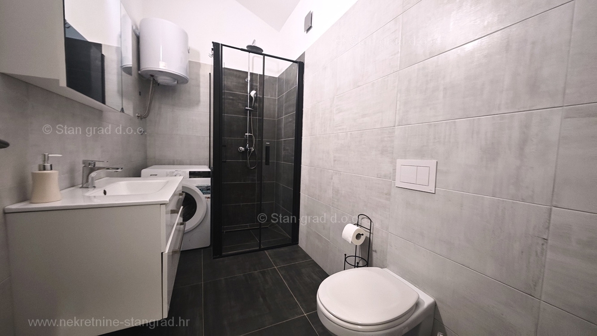 Uvala Soline, apartma v 2. nadstropju s pogledom na morje!