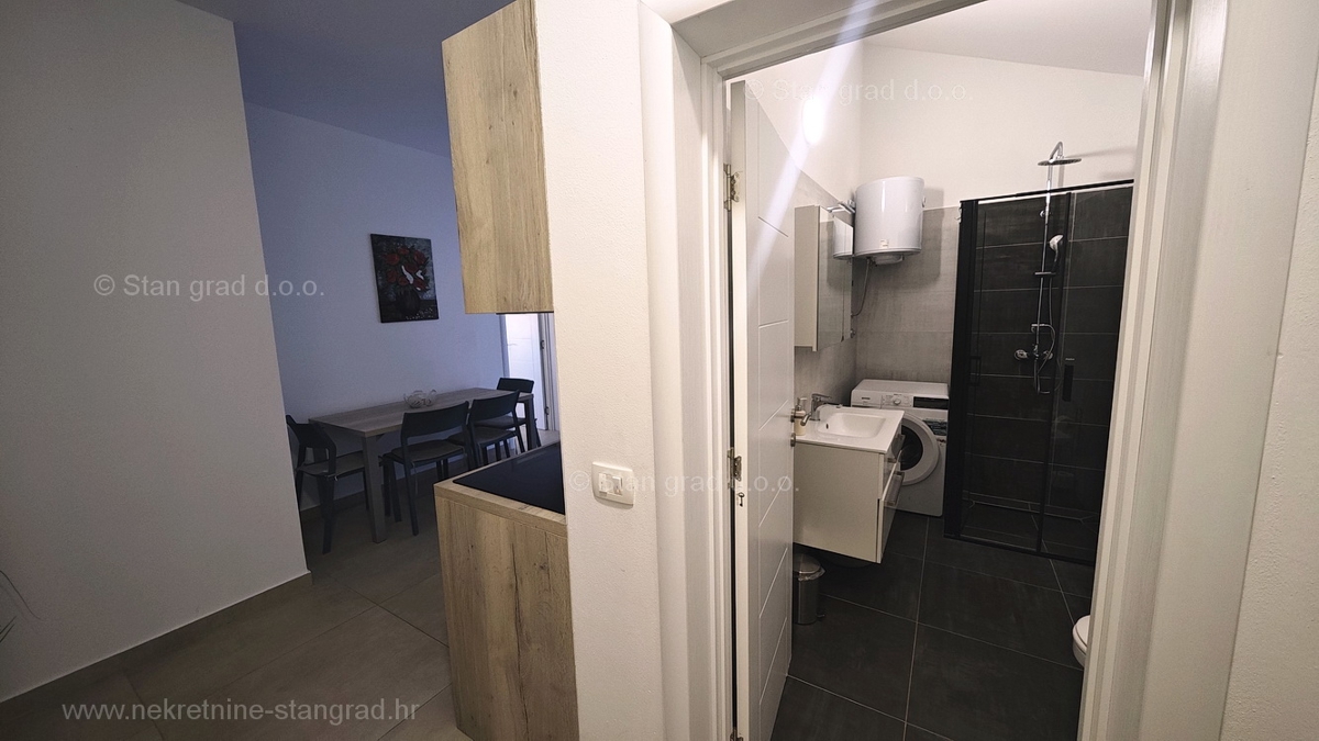 Uvala Soline, apartma v 2. nadstropju s pogledom na morje!
