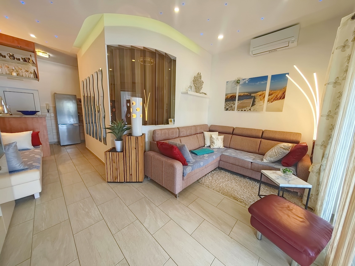 Baška, opremljen apartma prva vrsta do morja!